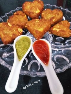 आलू के कटलेट(Aloo ke cutlet recipe in Hindi) रेसिपी मुख्य फोटो