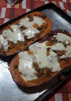 Una foto de Calabaza rellena con carne picada 😋