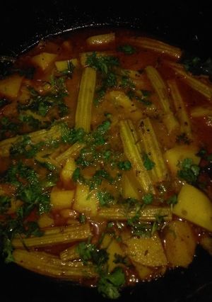 A picture of Aloo drumstick.