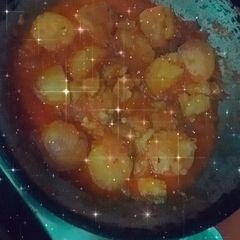 A picture of Dum aloo.