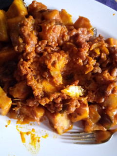 A picture of Yam porridge with beans.