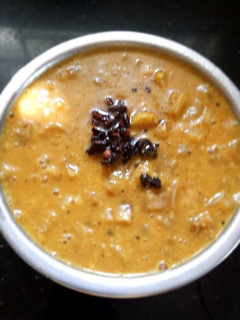 கத்திரிக்காய் பொரிச்ச குழம்பு / Kattirikkay poricca kulampu Recipe in tamil செய்முறை முக்கிய புகைப்படம்
