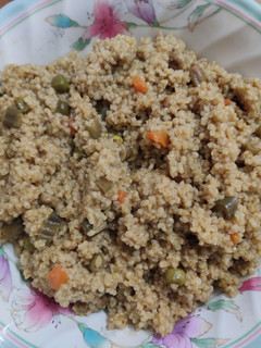 உடைத்த கோதுமை (broken wheat)சோயா பிரியாணி (Udaitha kothumai soya biryani recipe in tamil) செய்முறை முக்கிய புகைப்படம்