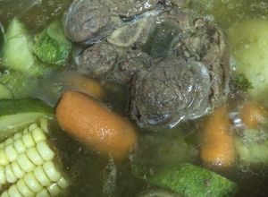Una foto de Cocido de Res (osso-buco/ chamorro)