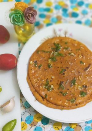 A picture of Tomato Paratha.
