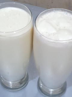 A picture of Coconut rum punch.