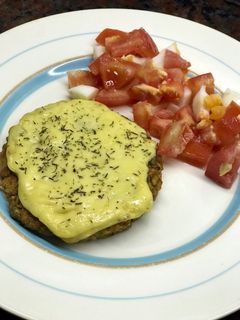 Una foto de Medallones de vegetales y arroz 🌽🍚