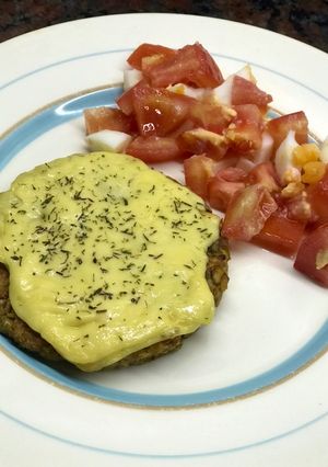 Una foto de Medallones de vegetales y arroz 🌽🍚