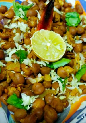 A picture of Black chole chat.