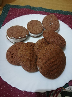 A picture of Sorghum flour cookies.