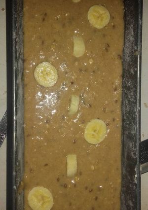 Una foto de Budin integral de banana, lino y avena
