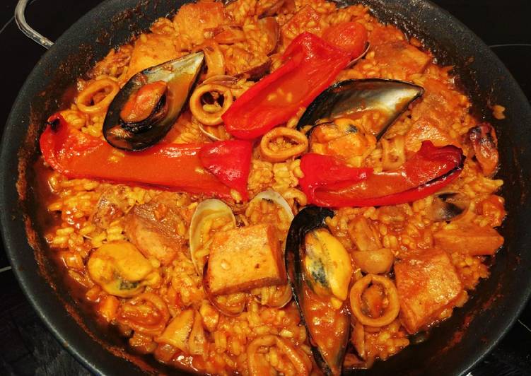 Paella de marisco