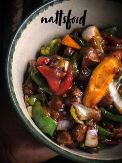 A picture of Natts Asian beef sauce.