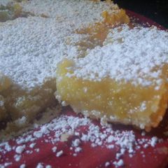 A picture of Sunshine's lemon lover squares.