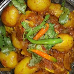 A picture of Dum Aloo.