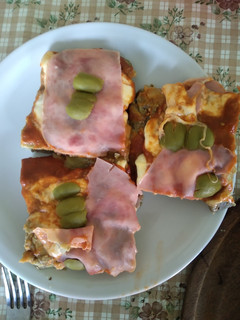 Una foto de Pizza de berenjena