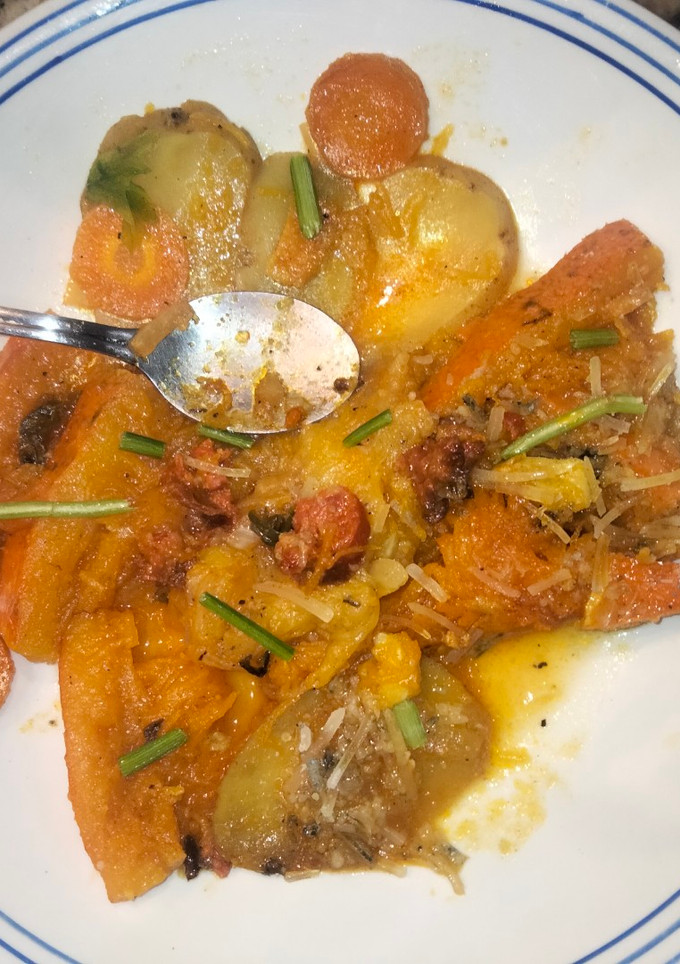 Una foto de Calabaza al horno con vegetales varios