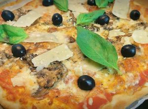 Una foto de Pizza Funghi