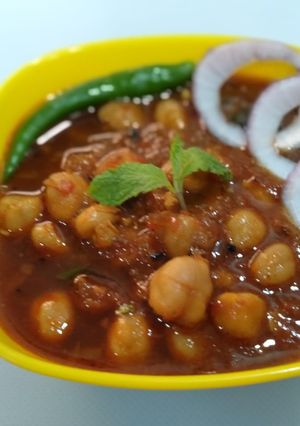 A picture of Punjabi Chole.