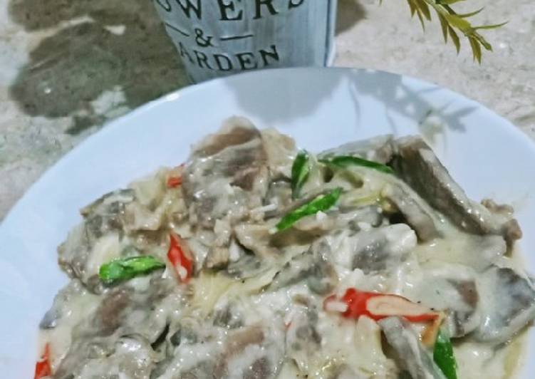 Lidah Saus Putih Keju