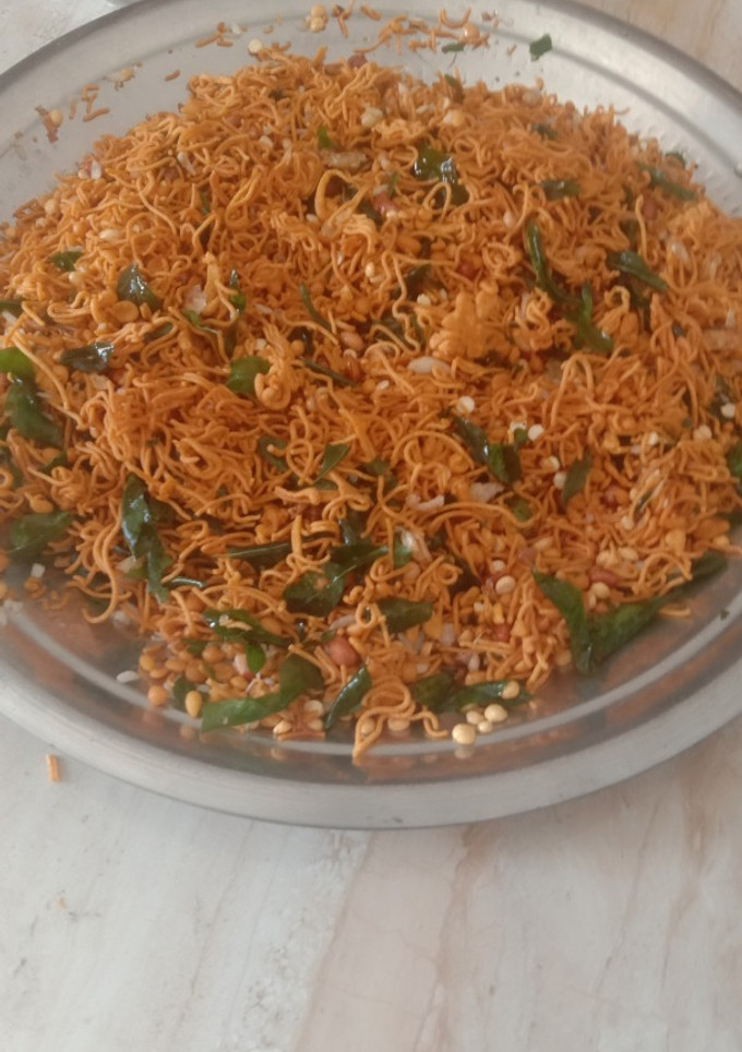 பூண்டு மிச்சர் செய்முறை முக்கிய புகைப்படம்