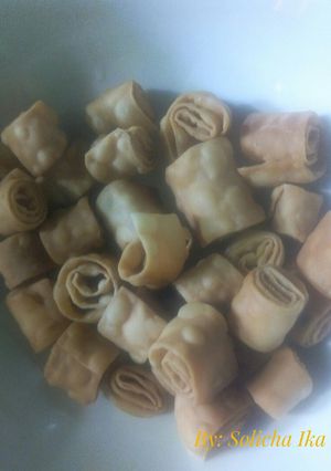 Foto resep Kulit pangsit goreng simple