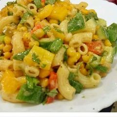 A picture of Chicken macroni.