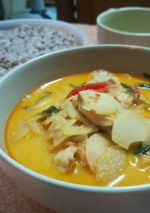 รูปของ แกงหน่อไม้ดองอกไก่ By ni kenya