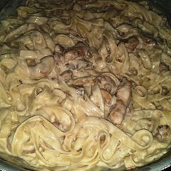 A picture of White Sauce Fettuccine Pasta.