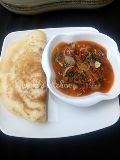 A picture of Semolina sinasir with spinach soup.
