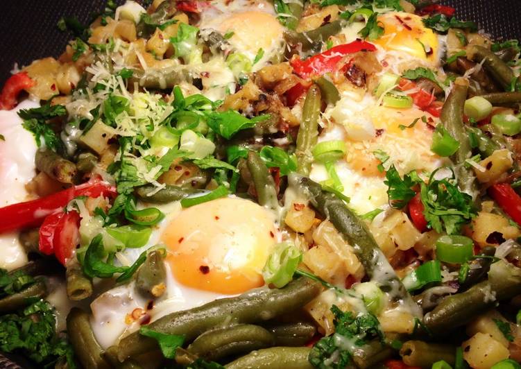 Crispy Potatoes, Green Beans and Eggs