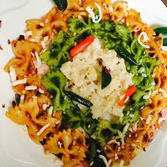 A picture of Colorfull pasta.