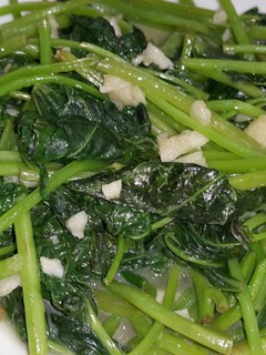 蒜炒地瓜葉 的食譜成品照片