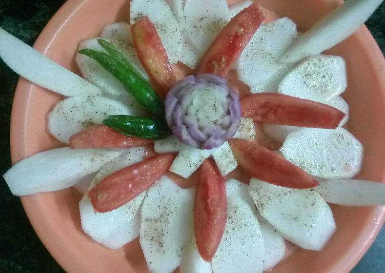 Onion,tomato,turnip salad