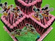 Gambar cara menghias kue ulang tahun