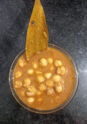 છોલે ચણા (Chole Chana Recipe In Gujarati) રેસીપી મુખ્ય ફોટો