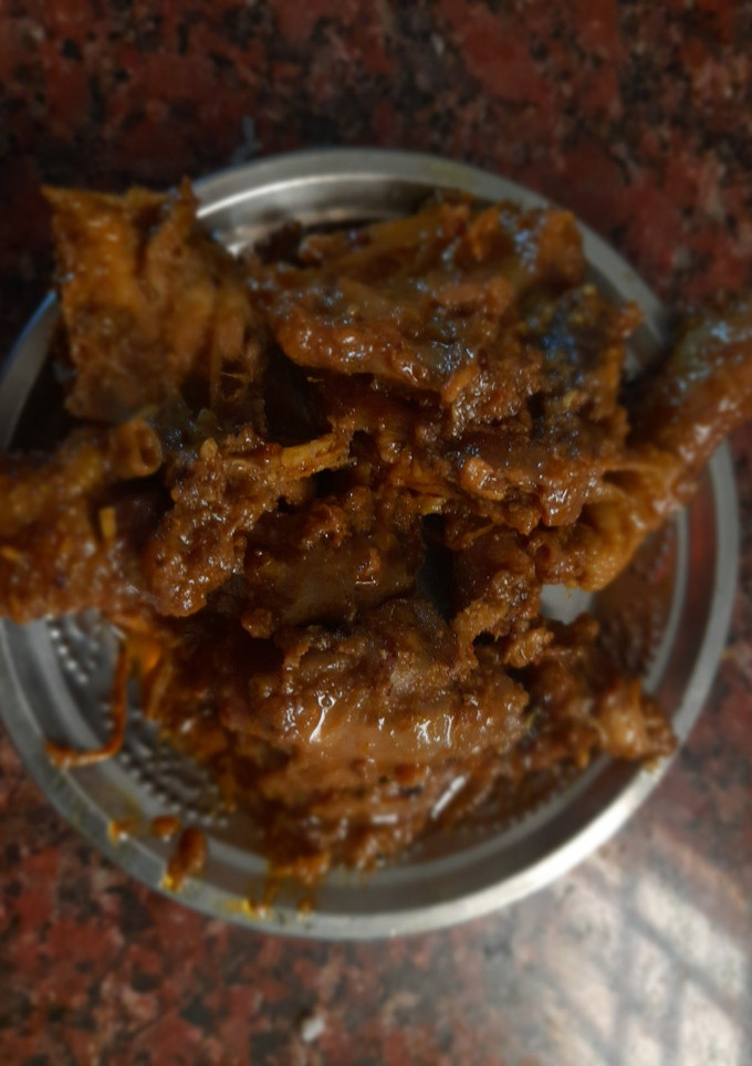 மண்சட்டியில் நாட்டு கோழி வறுவல் செய்முறை முக்கிய புகைப்படம்