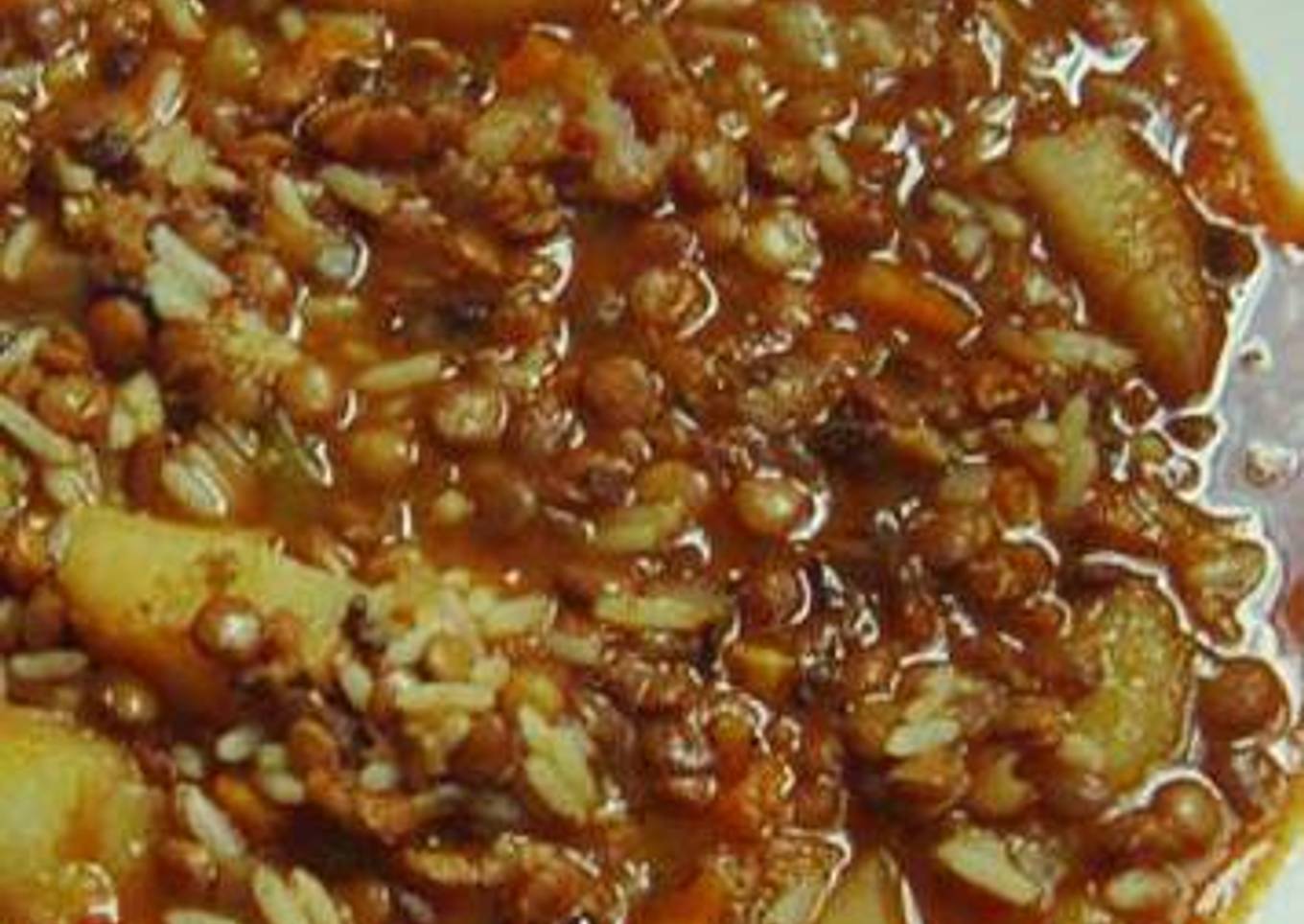 Guiso de arroz y lentejas