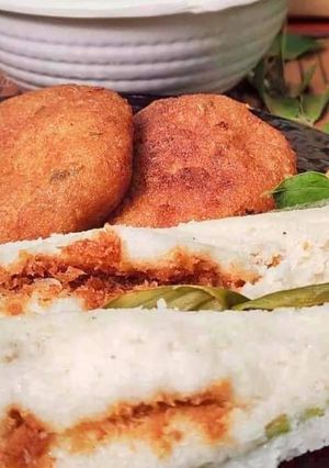 A picture of Enduri pitha and Kakera.