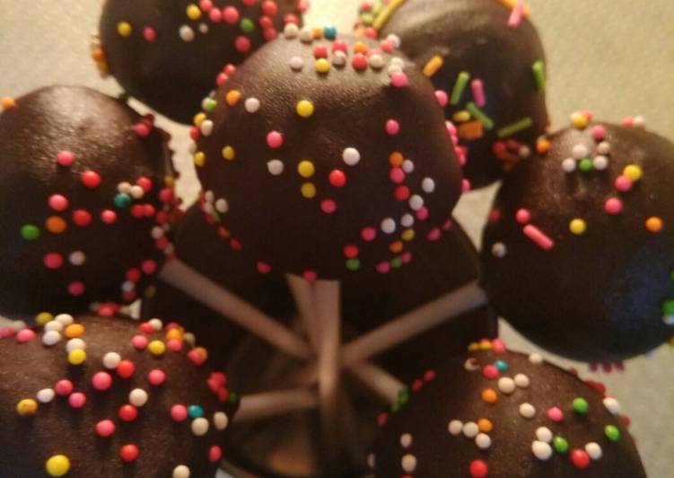 How to Make Homemade Eggless cake pops