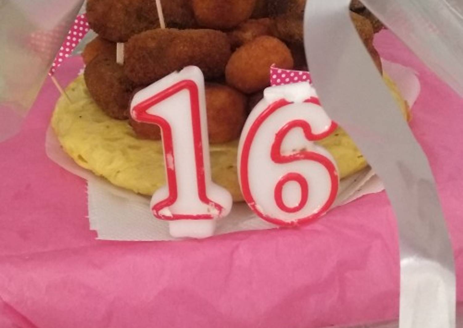 Tarta de croquetas Receta de Yoli Con Laurel Y Sal🌿 Cookpad