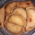 Empanadas de carne fritas tipo Salteñas