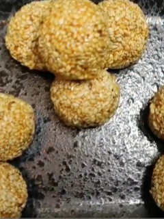 तिल के लडडू (Til ke laddu recipe in hindi) रेसिपी मुख्य फोटो