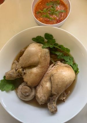 รูปของ ไก่ต้มน้ำปลา ละมุล