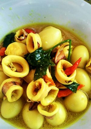 Foto resep Cumi bumbu kuning telur puyuh