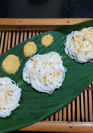 ઈડીયાપમ (Idiyapam Recipe In Gujarati) રેસીપી મુખ્ય ફોટો