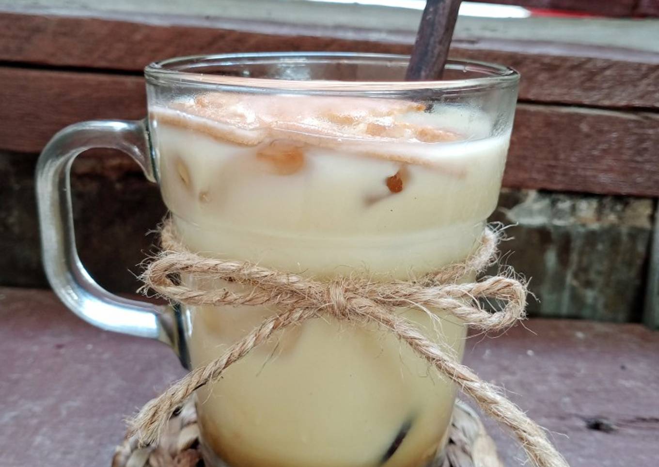 33. es susu regal gula aren