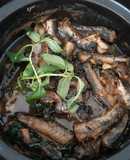 Cá kèo kho rau răm