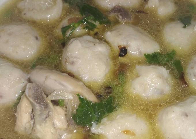 Ternyata begini loh! Resep buat Bakso ayam home made dan kuah tulang ayam dijamin nagih banget