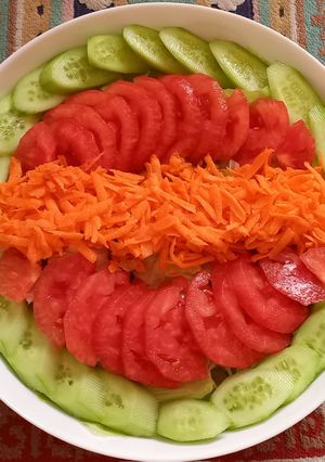 عکسی از دستور سالاد فصل🥗🥬🍅🥕🥒